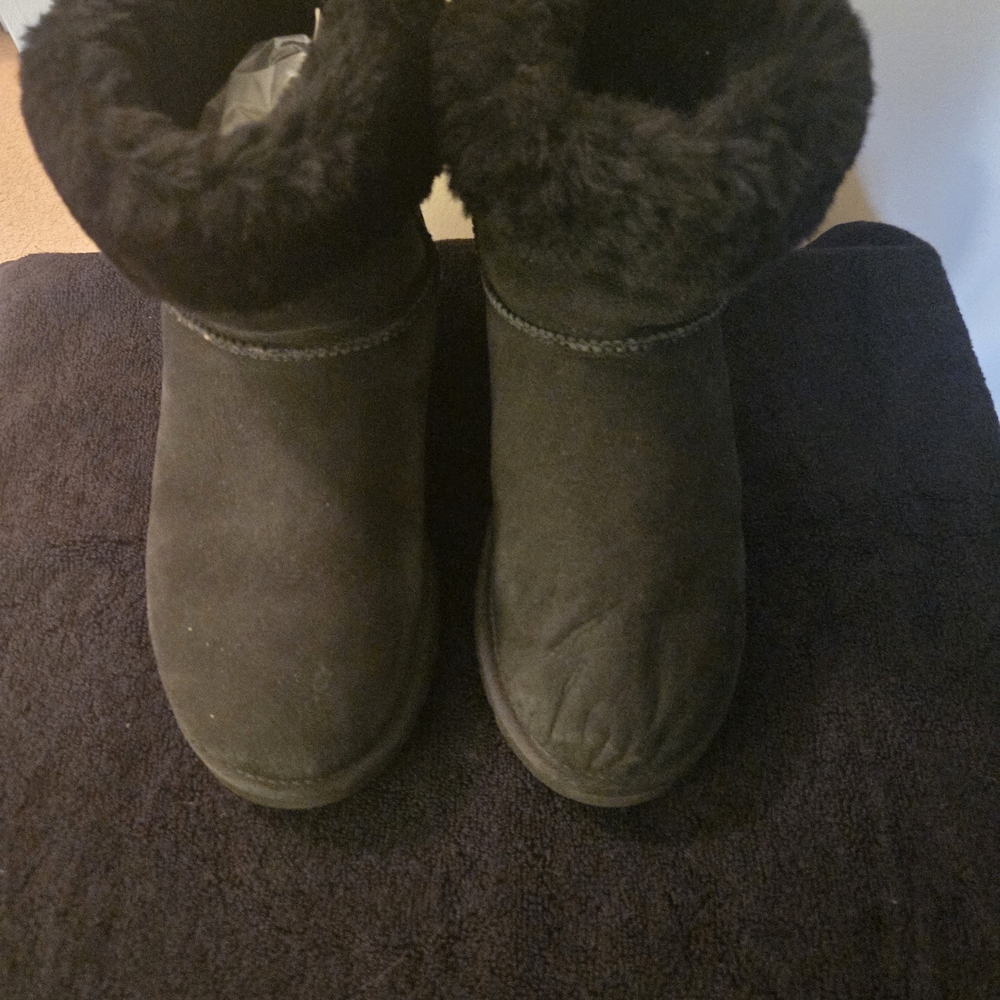 Women's Black Ankle Boots with Fur Lining - Picture 6 of 6